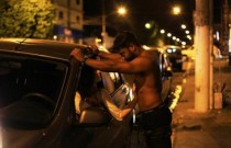Brasileiros dominam a prostituição em Londres?