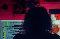Análise do documentário A Rede Antissocial: Dos Memes ao Caos, disponível na Netflix
