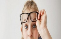 Como prevenir problemas de visão nas crianças
