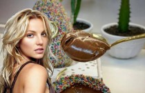 Britney Spears descobre ovo de Páscoa de colher brasileiro