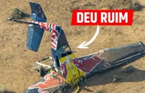 Manobra de troca de aviões da Red Bull termina em acidente; assista