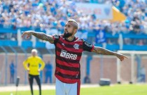 Flamengo em busca de reforços