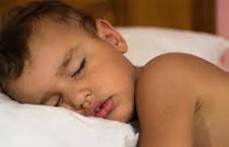 Dormir menos de nove horas afeta célebro e comportamento das crianças