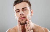 5 cuidados básicos para o rosto masculino