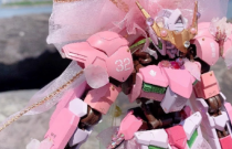 Atriz e idol cria modelos kawaii de Gundam