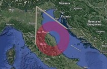 Estranho anel vermelho gigante pisca no céu da Itália; o que é?