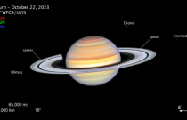 Hubble registra raios misteriosos nos anéis de Saturno