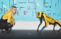 Pintor robótico: cão-robô Spot mostra dotes de artista plástico; assista