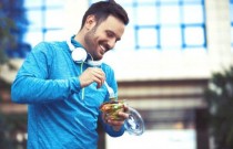 5 dicas de perda de peso para homens ocupados que não envolvem 5 km ou dietas