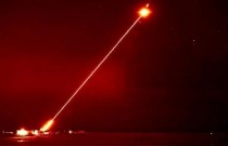 Nova arma laser DragonFire pode abater drones do céu, diz Reino Unido