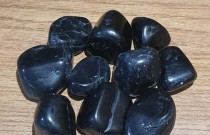 Tormalina Negra: A joia protetora das energias negativas