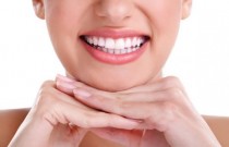 Como evitar o amarelamento dos dentes?