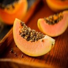 15 alimentos que soltam o intestino na hora