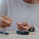 Mulher é curada de diabetes após transplante com células reprogramadas em laboratório
