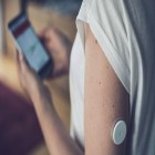 Alunos com diabetes terão direito a usar celular nas escolas para manter o tratamento