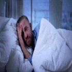 6 truques (comprovados pela ciência) que ajudam a adormecer mais rápido