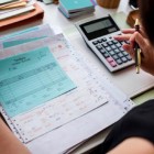 Empresas podem pagar multa por falha no registro de funcionários; entenda a regra