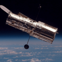 Hubble pausa observações científicas novamente pelo mesmo problema
