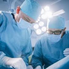 Hospitais cancelam cirurgias oncológicas após ciberataque russo