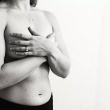 Além do caroço: 5 sinais de câncer de mama que exigem atenção