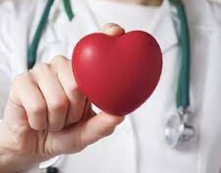 Cardiologista explica quais os alimentos que faz mal ao coração