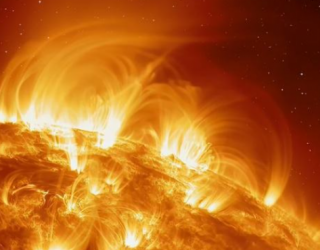“Monstro” que produziu erupção solar recorde se afasta da Terra