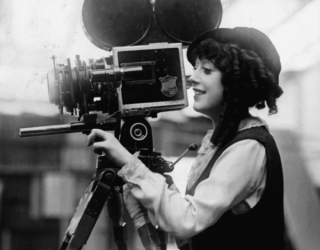 A presença e contribuição feminina no início do cinema
