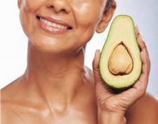 Abacate com manchas: quando é seguro comer e quando evitar