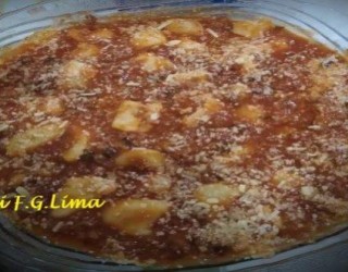 Nhoque de batata com molho bolonhesa, confira!