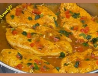 Frango com molho na frigideira, confira!
