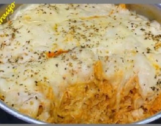 Macarrão com peito de frango numa panela só, confira!
