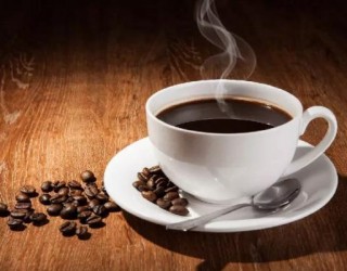 Cafeína pode melhorar o foco e o desempenho físico? Veja os principais mitos e verdades