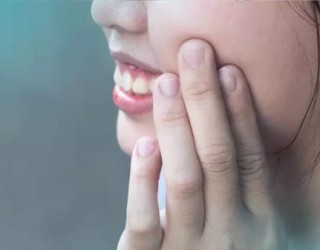 Sensibilidade nos dentes: causas, cuidados e quando procurar um dentista