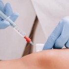 Como administrar injeção intramuscular com o método em Z