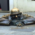 As famosas estátuas de Bratislava na Eslováquia