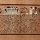 Papiro do Livro dos Mortos de 15 metros de comprimento descoberto em Saqqara no Egito