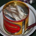 O Peixe Fermentado da Suécia: A comida mais nojenta do mundo