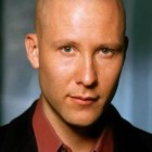 Ele completou 51 anos: Veja como está atualmente o intérprete do Lex Luthor em ‘Smallville