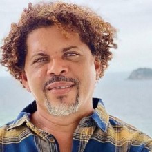 Ex-mendigo ganha apartamento de frente para o mar no Rio