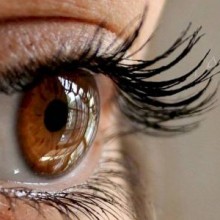 Exame de rotina no oftalmologista pode prevenir câncer nos olhos