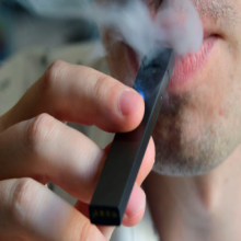 EUA proíbe venda de cigarros eletrônicos