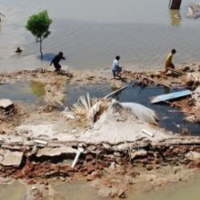 Crise das inundações no Paquistão é uma tragédia repleta de verdades inconvenientes