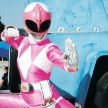 A Ranger Rosa de ‘Power Rangers’ aparece aos 52 anos no Instagram