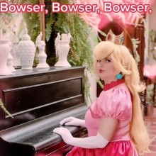 Peach dá o troco e responde Bowser em música produzida por cosplayer brasileira
