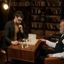 Jogar xadrez pode aliviar sintomas de ansiedade, afirma neurologista