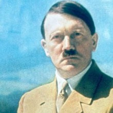 O socialista ateu Adolf Hitl