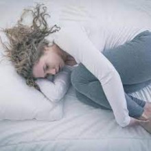 O sinal da doença cardíaca que se manifesta quando tenta dormir