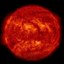 Filamento magnético arrebenta e abre “cânion de fogo” no Sol