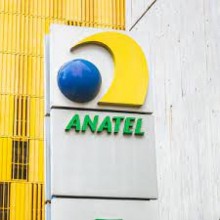 Clientes que não pagar fatura do celular terá internet cortada em 20 dias, autoriza Anatel