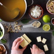 Curioso para saber como usar o tofu de maneiras mais saborosas?